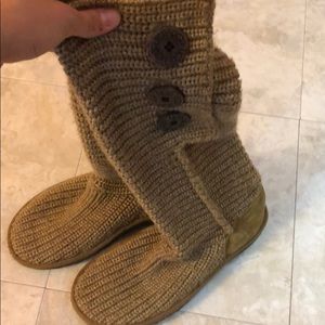 Ugg sweater boots